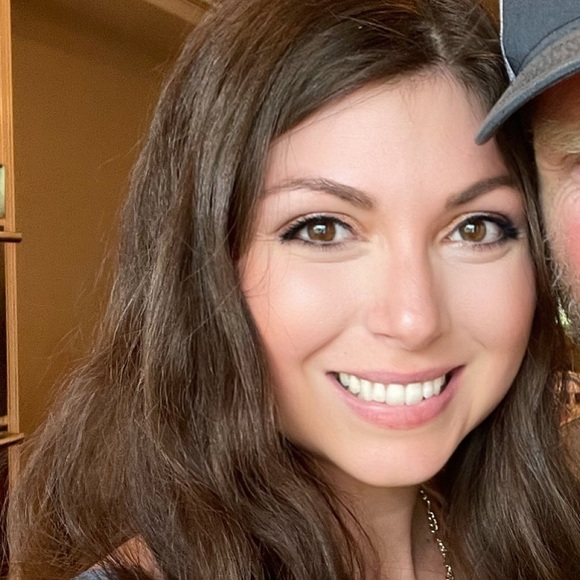 Meet your Posher, Kristan - Picture 1 of 1